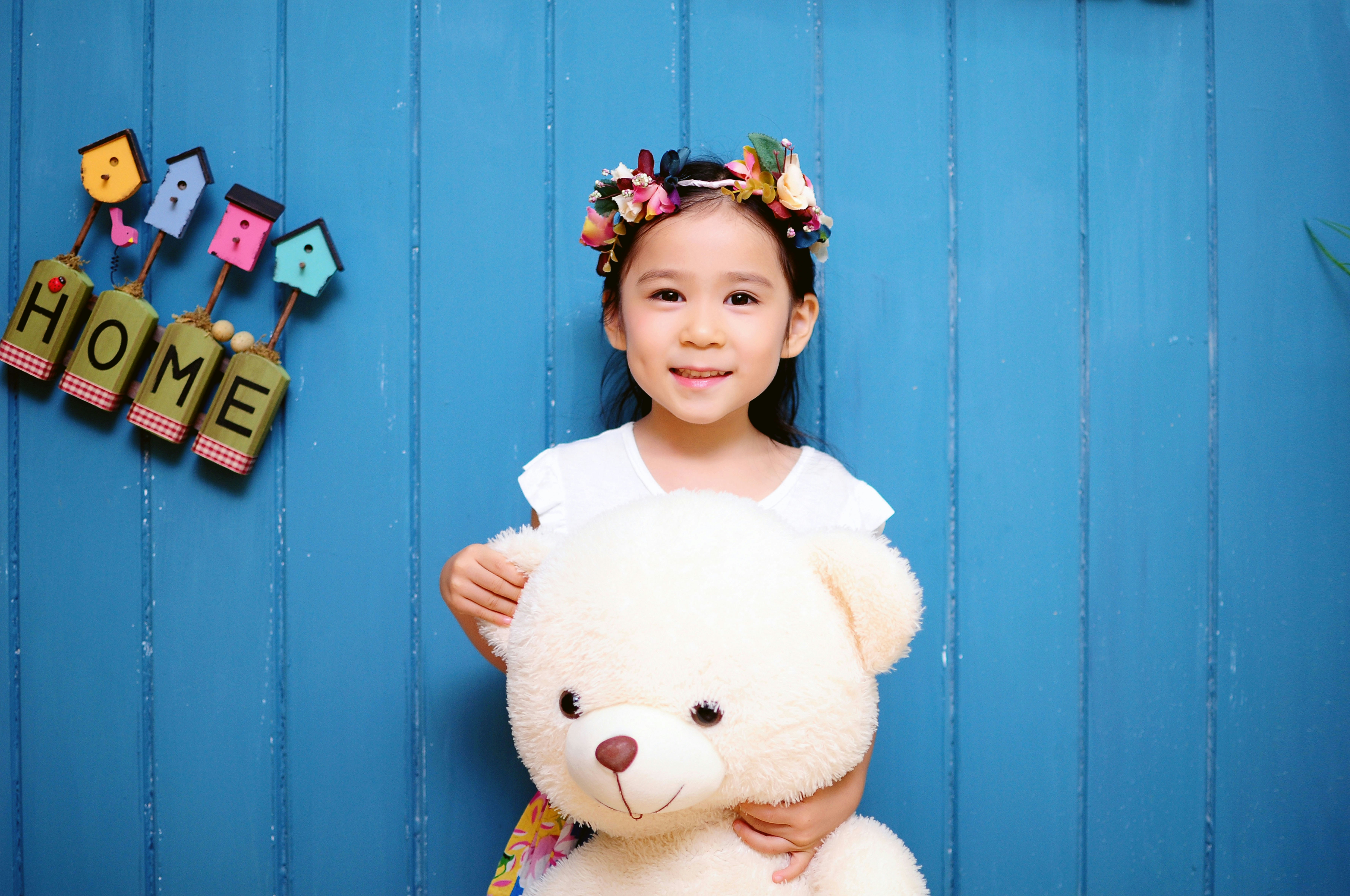 child with teddy bear